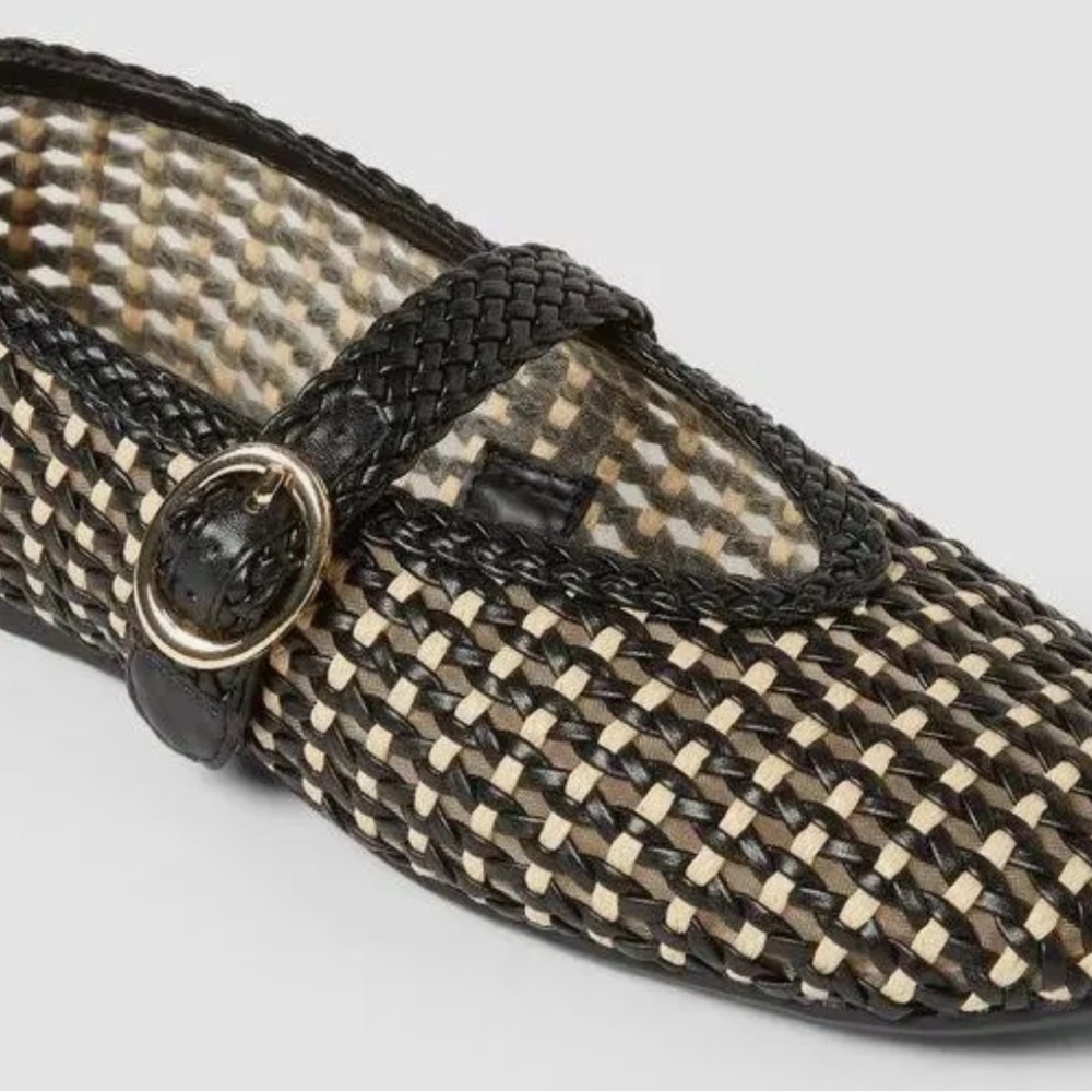 Universal Thread Woven Black and Cream Mary Jane Flat